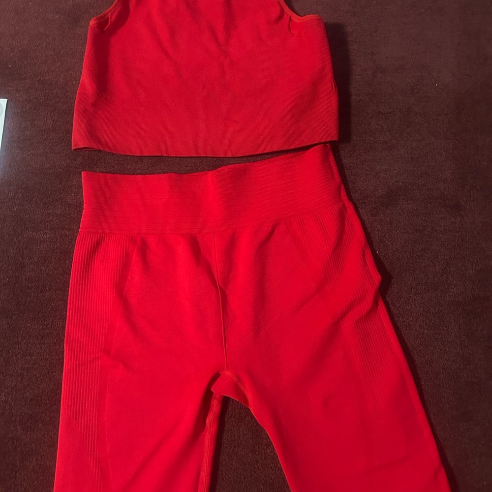 Red Bottoms Set